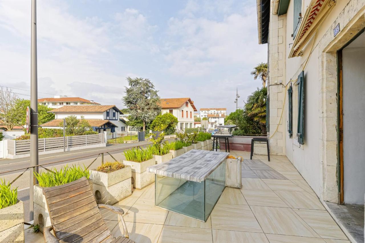 Le Doolie'S Biarritz - Siquijor Chambre Privee - Garden - Lounge Bagian luar foto
